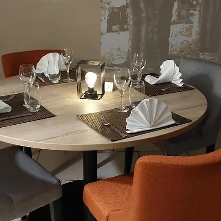 Logis Restaurant Le Relais De L'abbaye