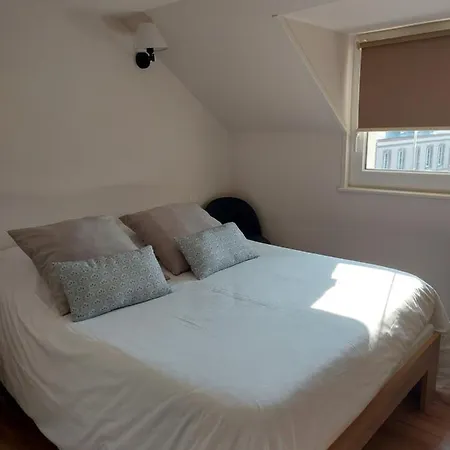 Logis Restaurant Le Relais De L'abbaye 2* Saint-Évroult-Notre-Dame-du-Bois