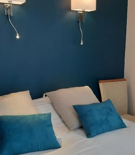 Logis Restaurant Le Relais De L'abbaye Saint-Evroult-Notre-Dame-du-Bois