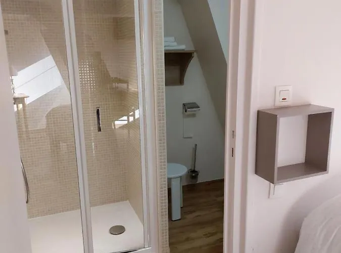 Logis Restaurant Le Relais De L'abbaye Hotel