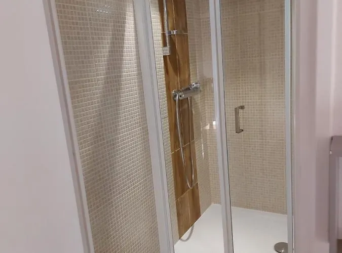 Hotel Logis Restaurant Le Relais De L'abbaye