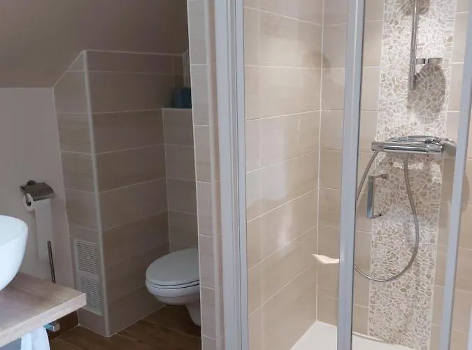 Logis Restaurant Le Relais De L'abbaye Hotel